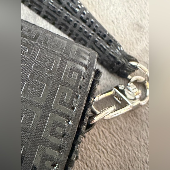 Givenchy Black Embossed Wristlet Coin Purse and AirPods Holder - GWP - Picture 4 of 12
